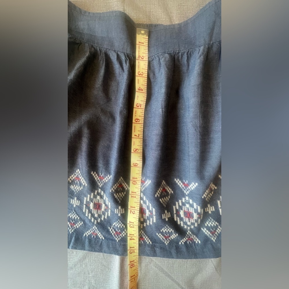 American Eagle Outfitters Embroidered Chambray Mini Skirt Elastic Waist S/P - Picture 3 of 11